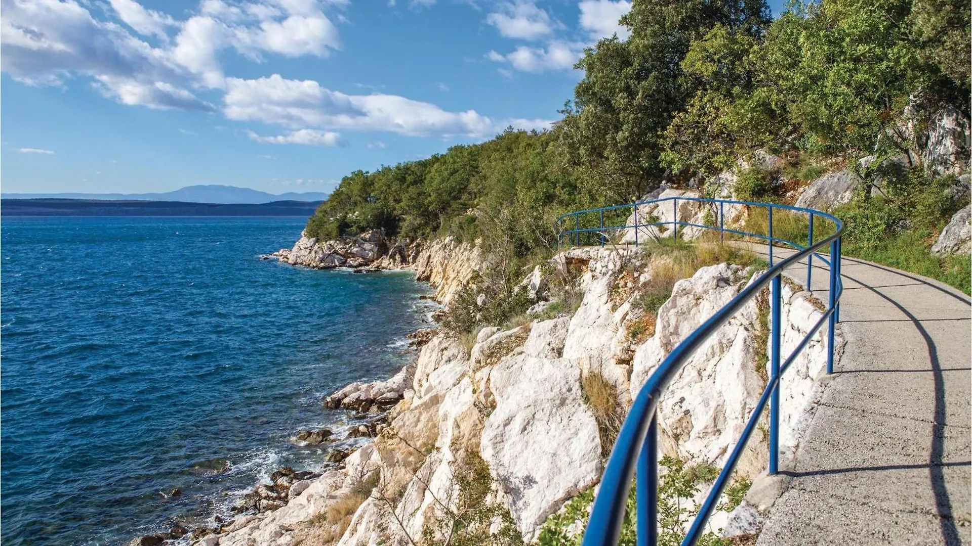 2 Bedroom Amazing Apartment In Dramalj Croatia